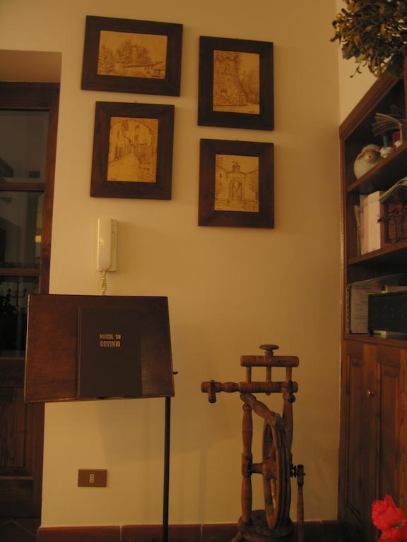 Il Sorriso Dei Monti Bed & Breakfast Orvinio Exterior photo